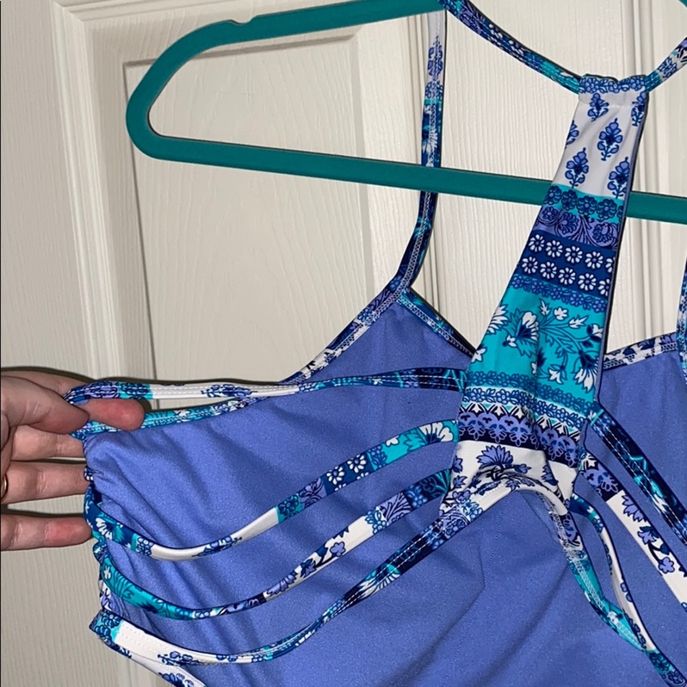 Target Swimsuit Top - Picture 2 of 2